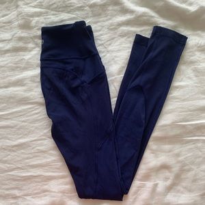 SZ 4 Navy Lululemon All the Right Place Legging